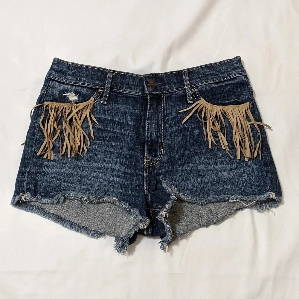 Hollister High Rise Short Shorts w/ Suede Pocket Detailing, Color Blue Size 27